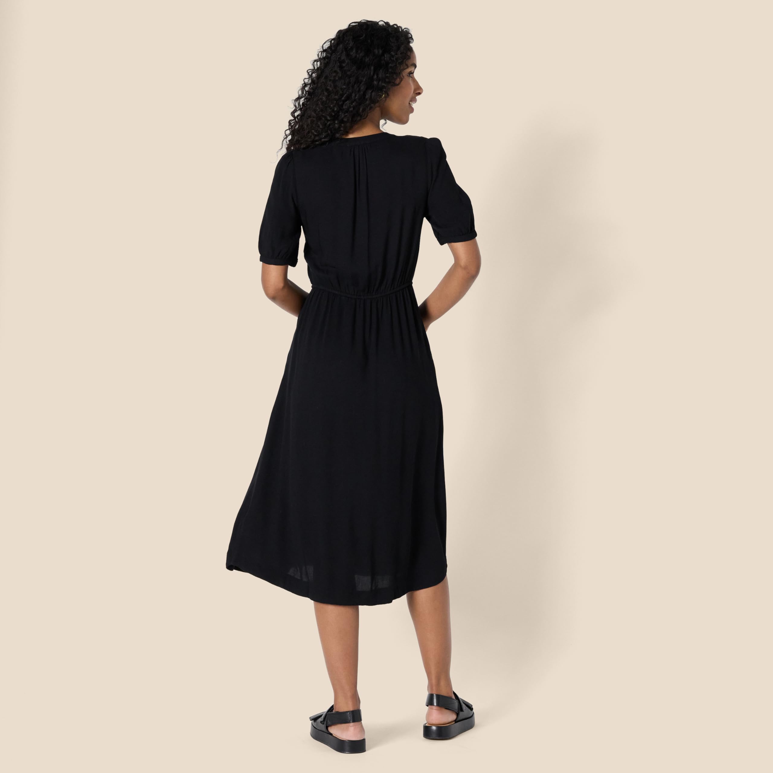 Amazon Essentials Vestido Midi Acampanado de Media Manga y Cintura para Mujer, Color Negro, Talla XL