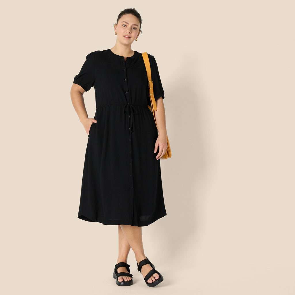 Amazon Essentials Vestido Midi Acampanado de Media Manga y Cintura para Mujer, Color Negro, Talla XL